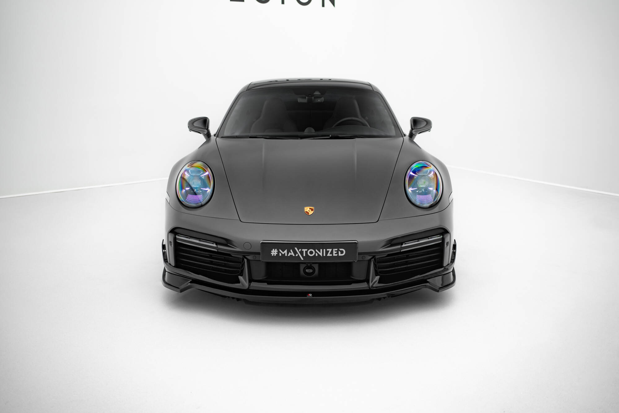 Voorspoiler Porsche 911 Turbo S Sport Package 992 Maxton Glanzend zwart