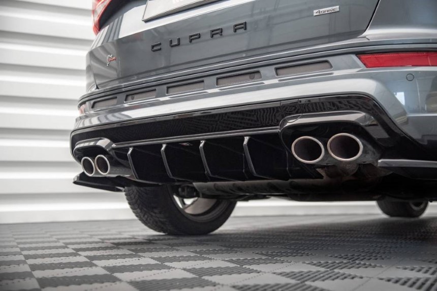 Diffuser Cupra Ateca Maxton Design glans zwart