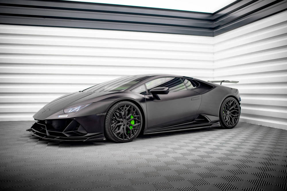 Zijskirts Lamborghini Huracan EVO LP640 Maxton Glans Zwart