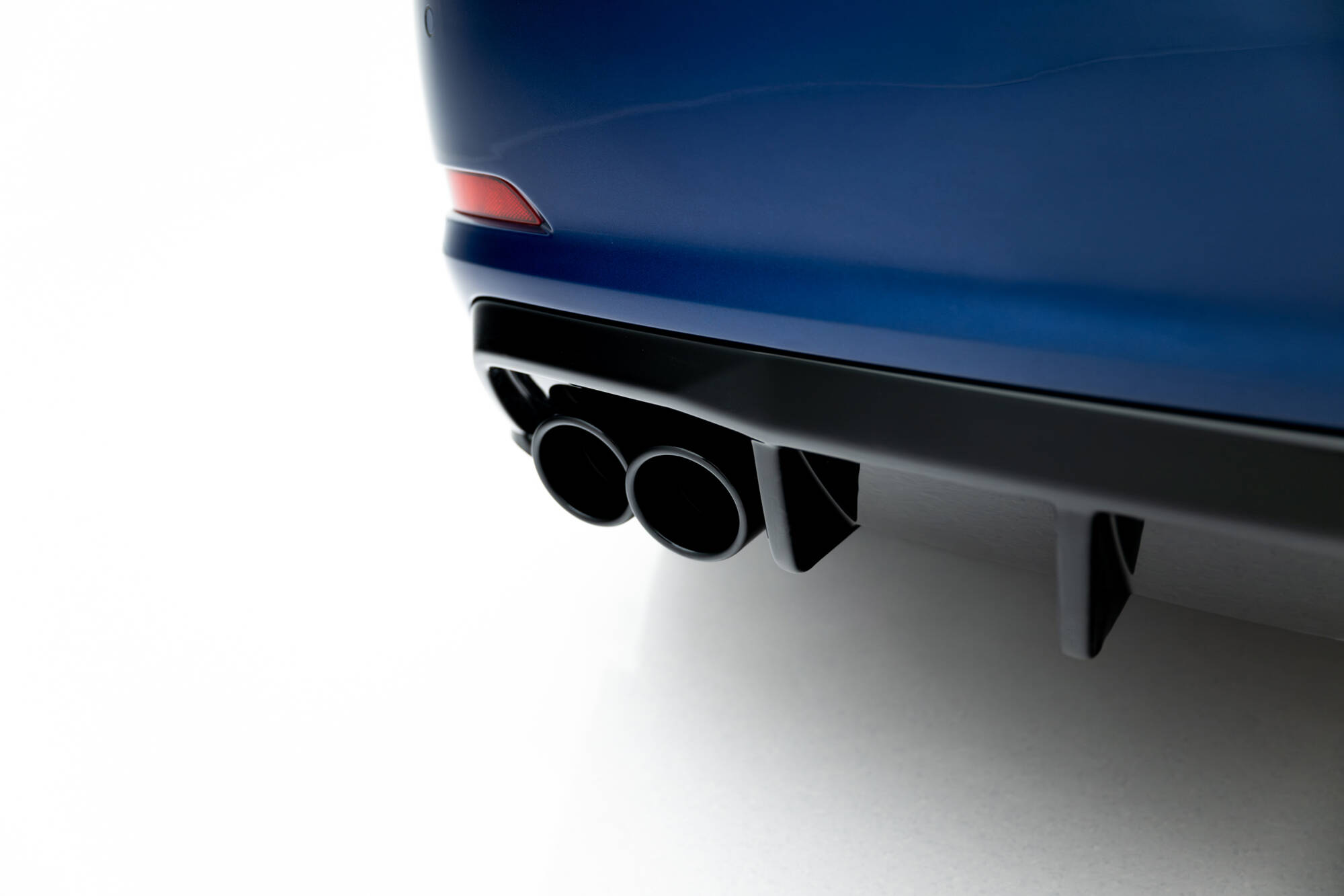 Achter Diffuser Audi A3 Sedan 8V (Versie met dubbele uitlaatuiteinden aan één kant) Maxton