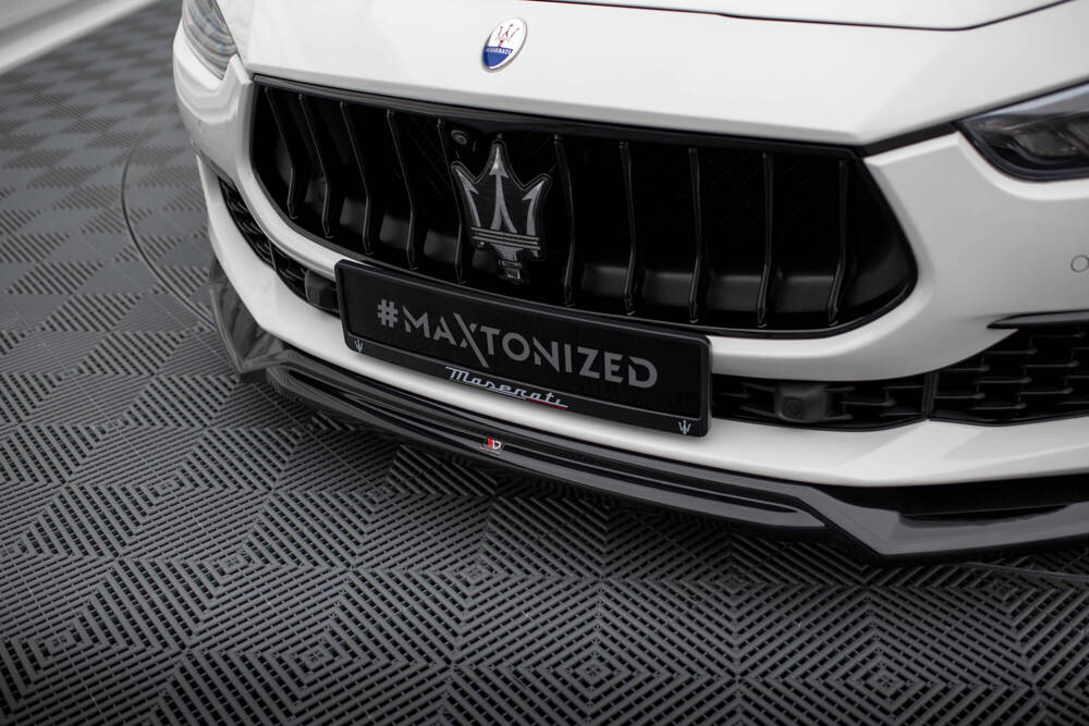 Voorspoiler V.2 Maserati Ghibli Mk3 FL Maxton Glans Zwart