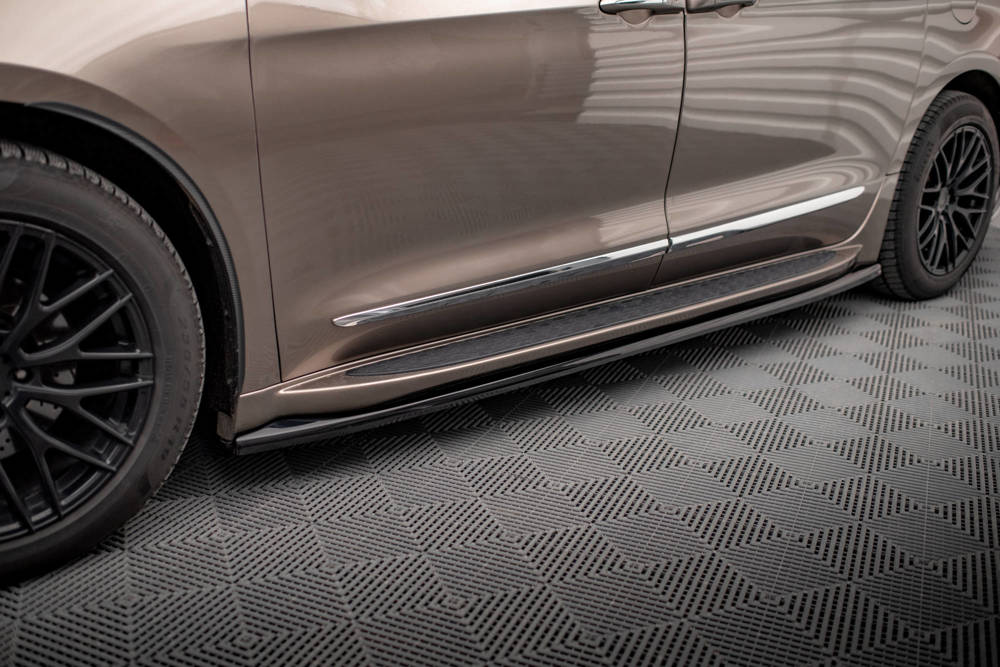 Zijskirts Chrysler Pacifica Maxton Glans Zwart