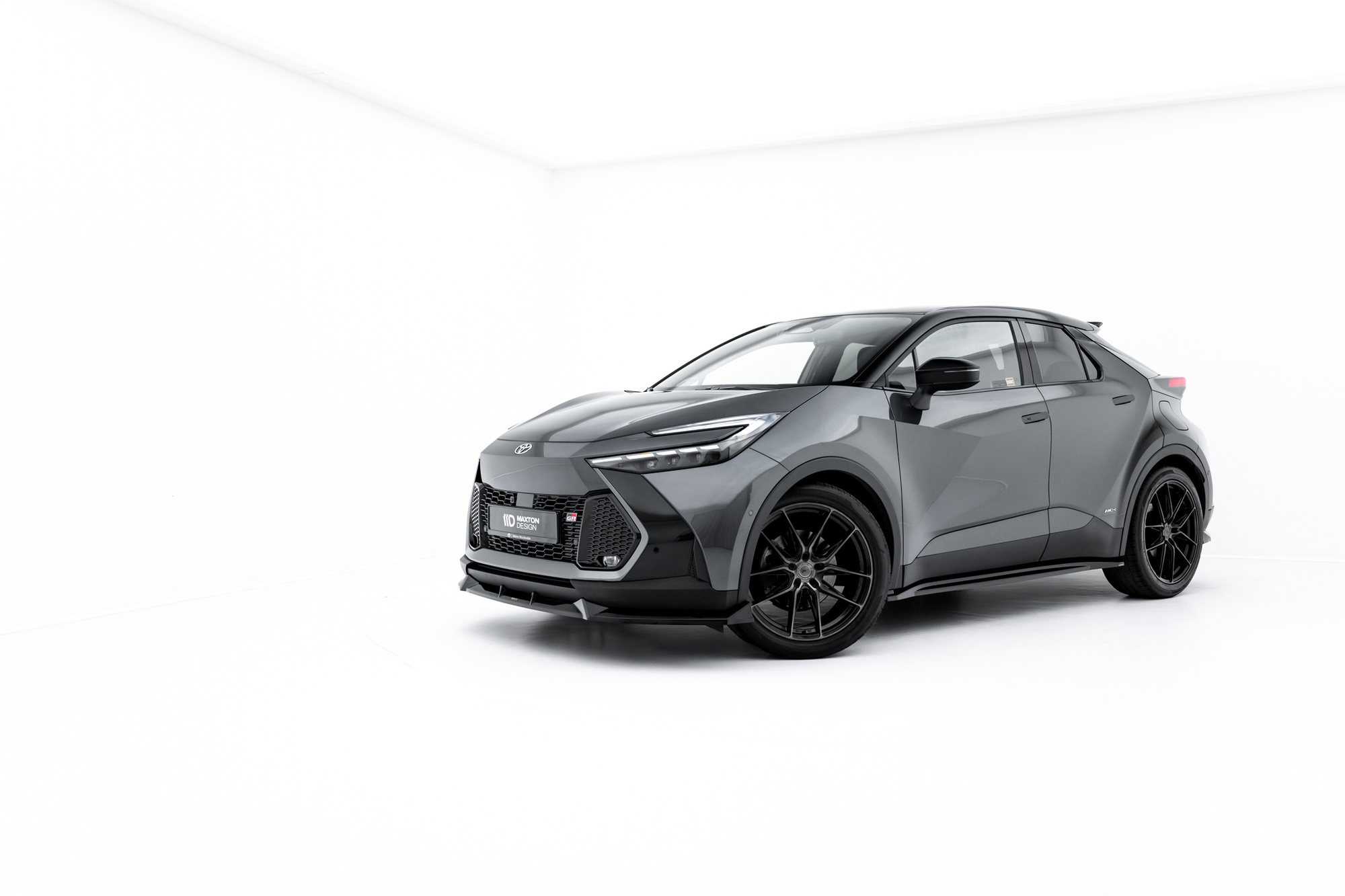 Bodykit Toyota C-HR Mk2 glans zwart