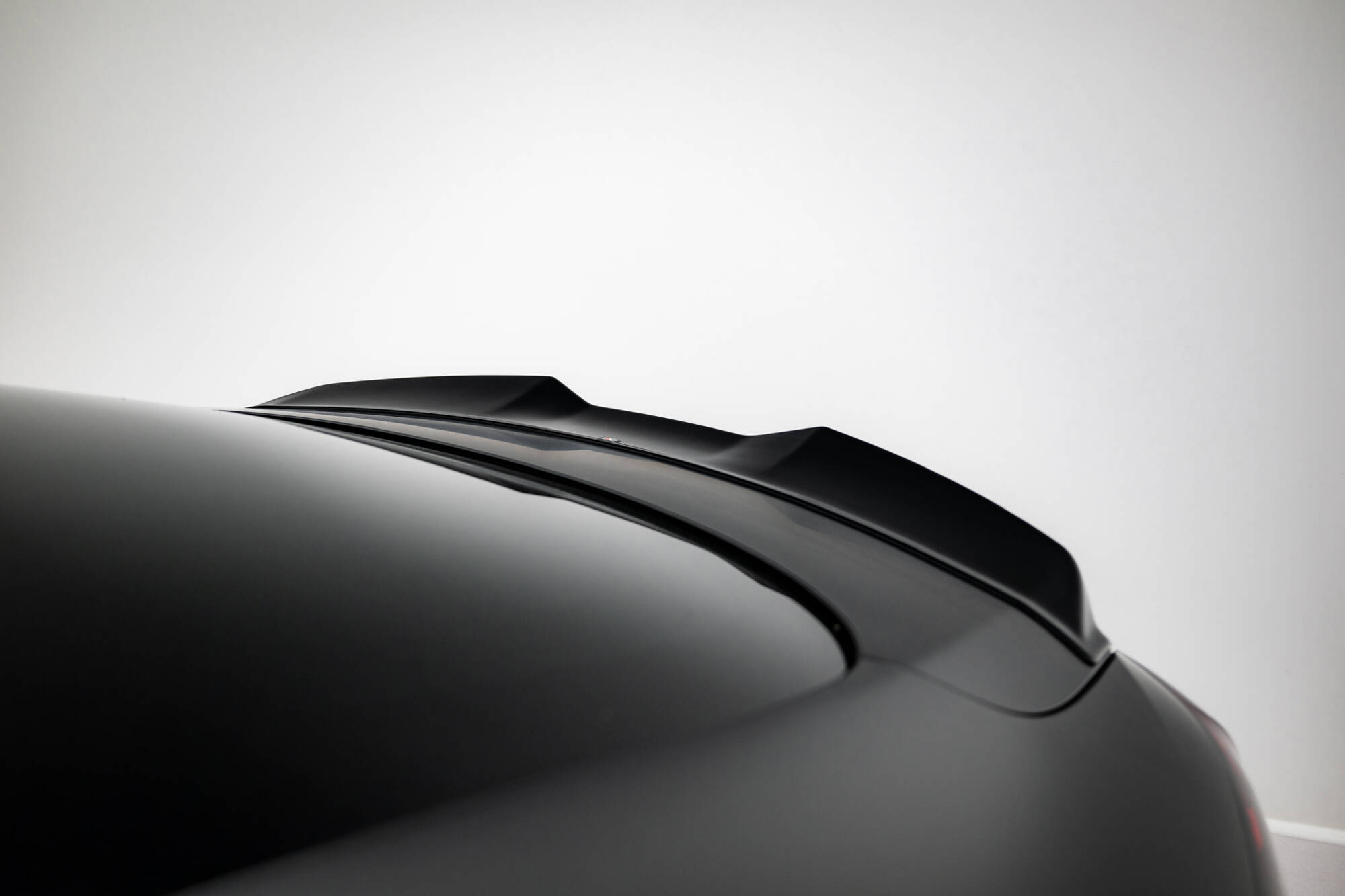 Bodykit Mercedes-Benz CLE AMG-Line C236 Maxton Glanzend zwart