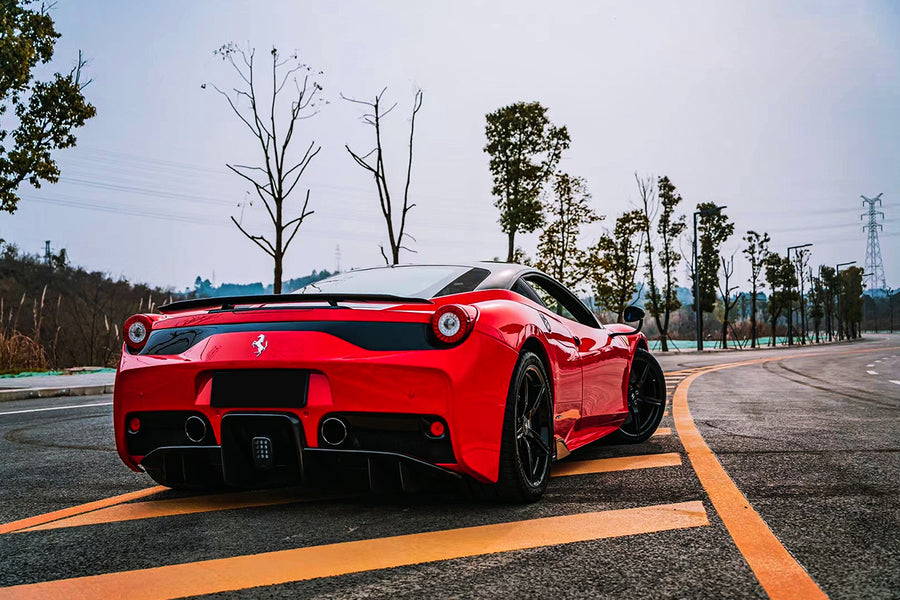 Ferrari 458 Speciale Rear Bumper met Diffuser 2013-2015