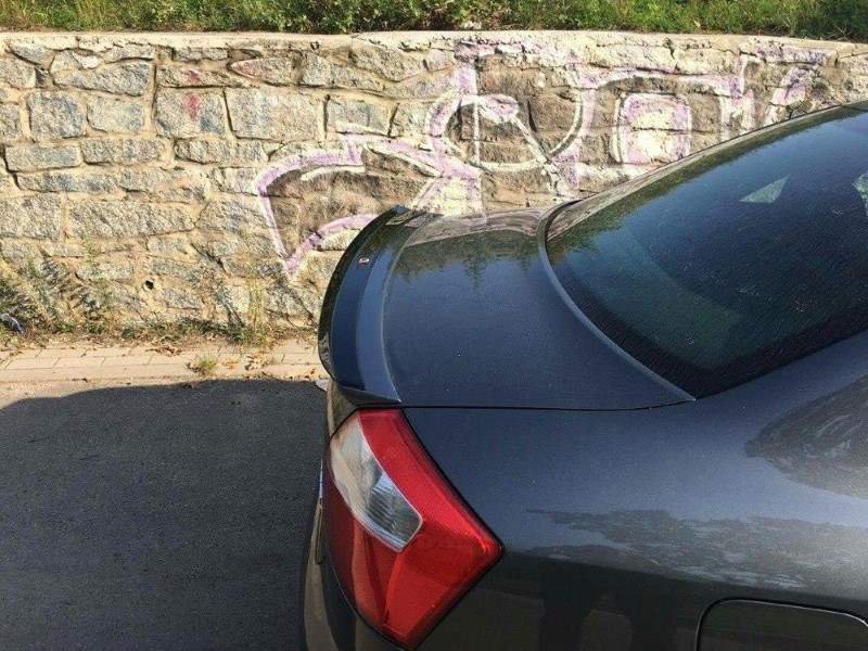 Spoilerkap Audi A4 S-Line B6 Sedan Glanzend Zwart Maxton