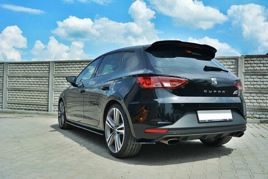 Achterzijde skirts Seat Leon Cupra FR 5F Maxton Design glans zwart