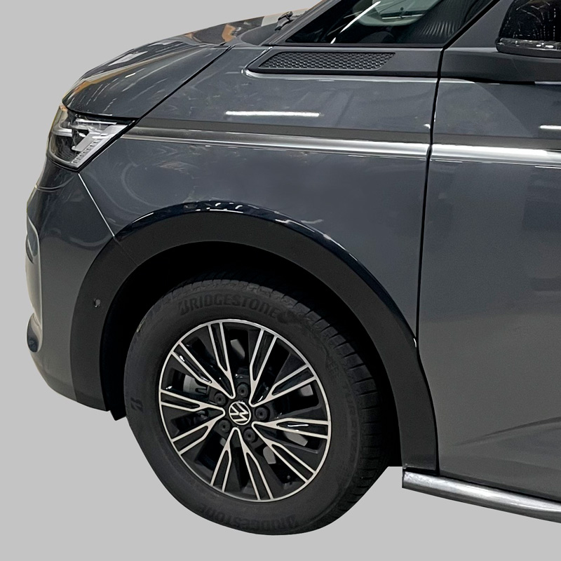 RGM Spatbordverbreders  Volkswagen T7 Multivan 2021- Korte wielbasis - Glanzend zwart (met Park Assist)