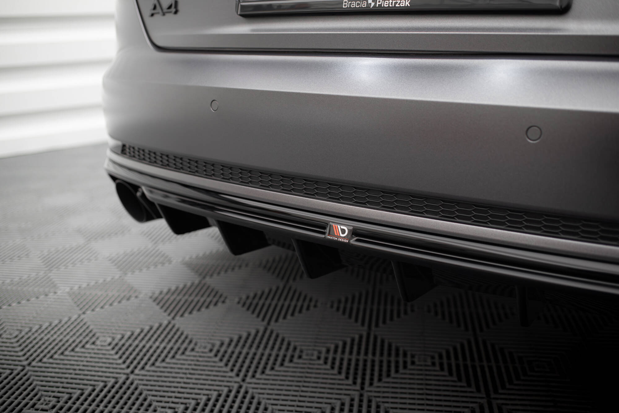 Achter Diffuser Audi A4 S-line B9 Maxton Glanzend zwart