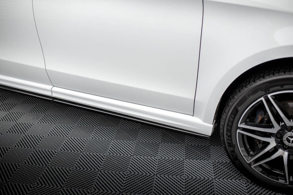 Zijskirts V.1 Mercedes-Benz V-Class Extra Long AMG-Line W447