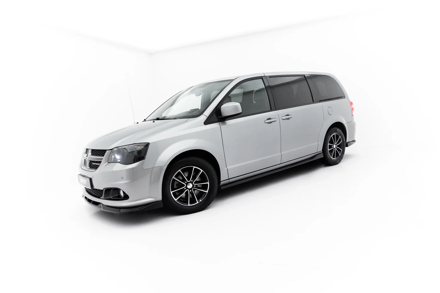 Bodykit Dodge Grand Caravan Mk5 Facelift