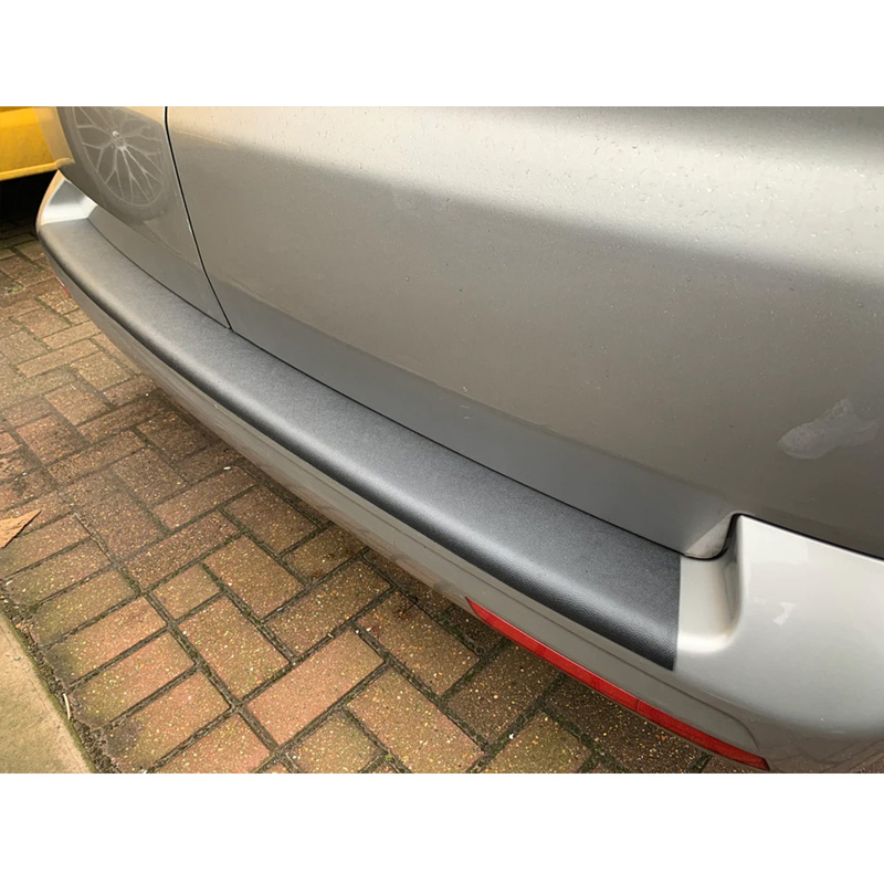 Achterbumper beschermlijst  Volkswagen Transporter T5.1 2010-2015 - Matzwart