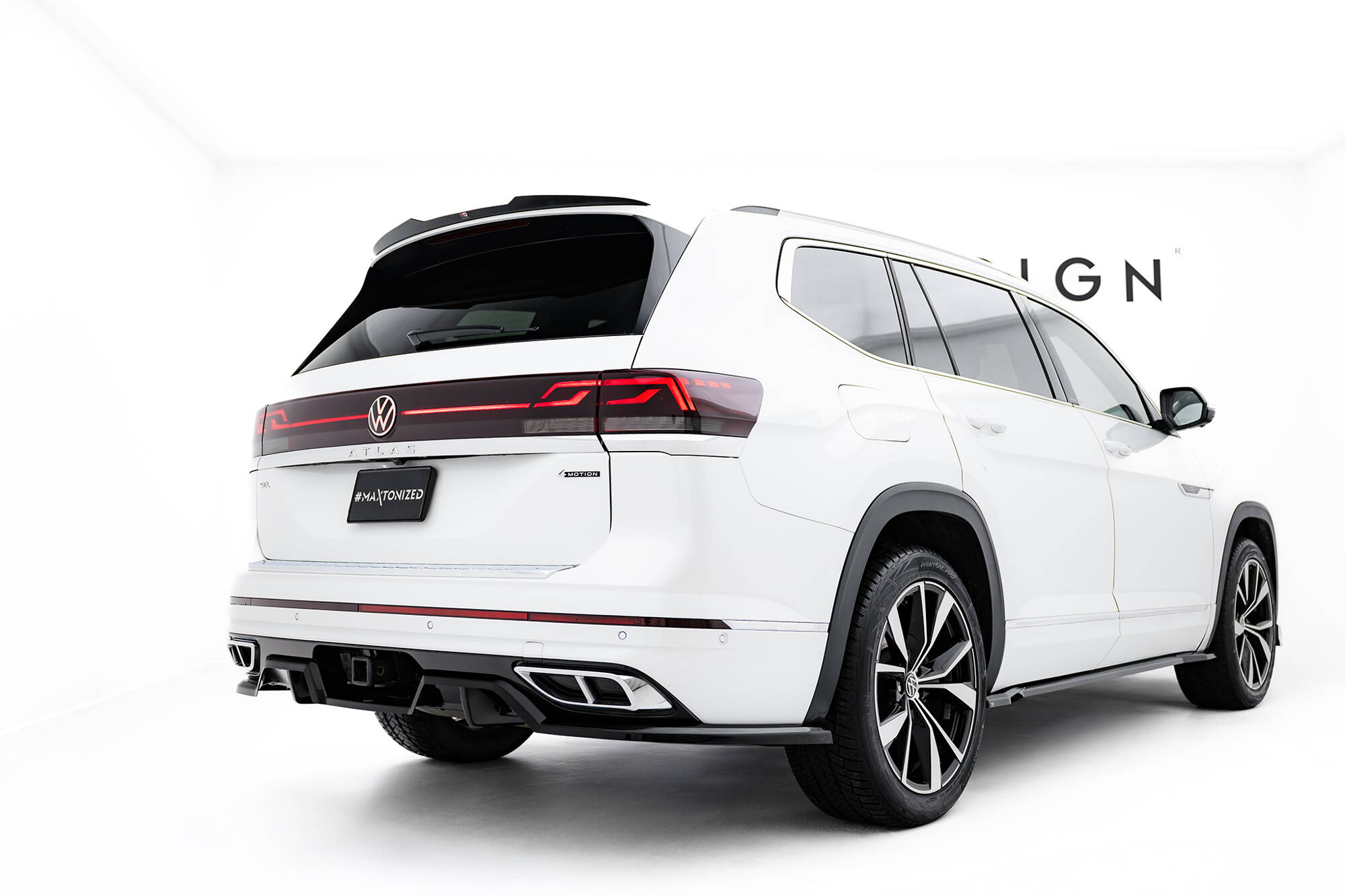 Spoiler Cap Volkswagen Atlas R-Line MK1 Facelift 2 Maxton Glanzend zwart