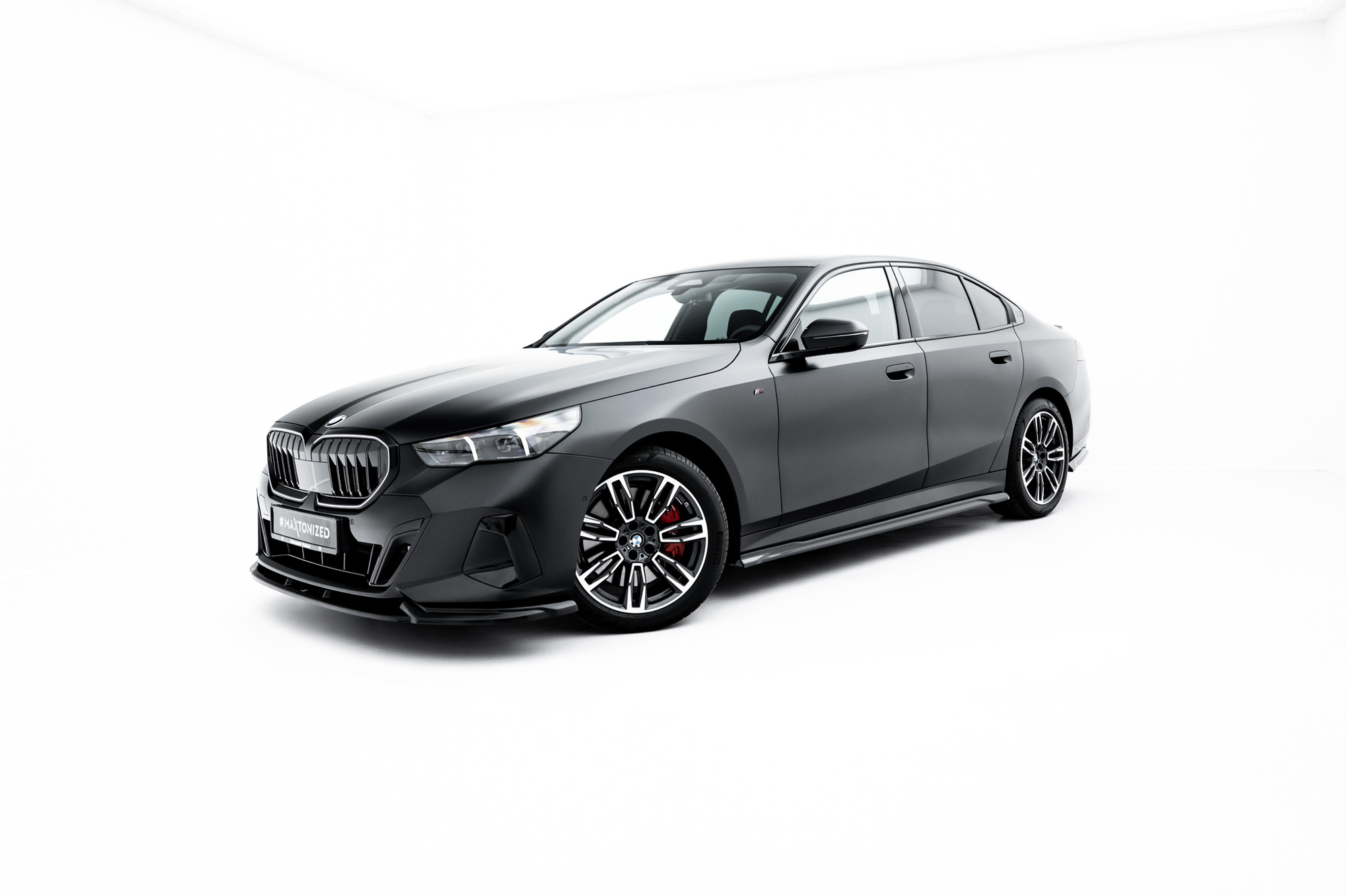 Bodykit BMW 5-serie G60 M-Pack Maxton Glanzend zwart V.1