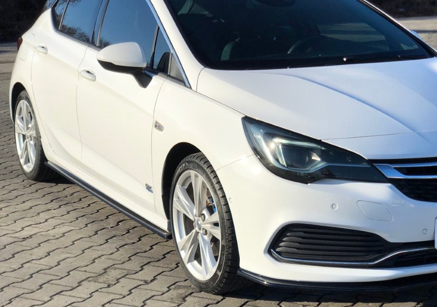Zijskirts Opel Astra K Maxton Design glans zwart