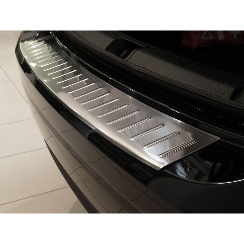 RVS Achterbumperprotector  Renault Fluence sedan 2013- /Clio IV Grand Tourer 2012-2018 & FL 2018- 'Ribs'