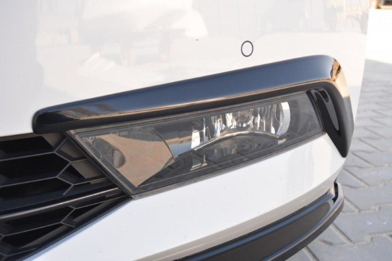 Frames voor verlichting Skoda Superb Maxton Design glans zwart