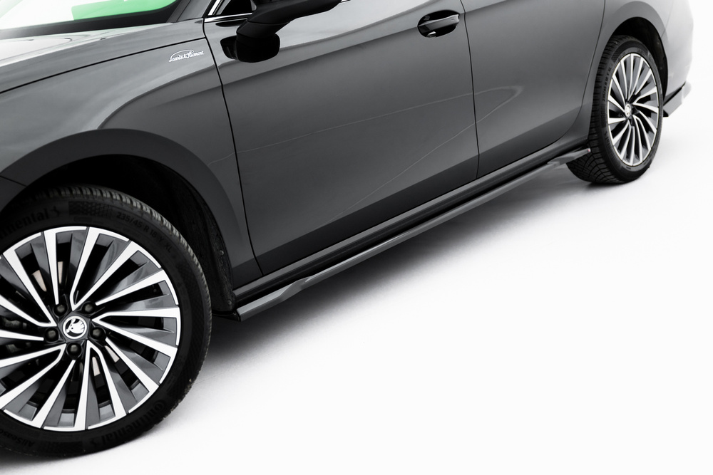 Zijskirts Diffusers V.1 Skoda Superb Mk4