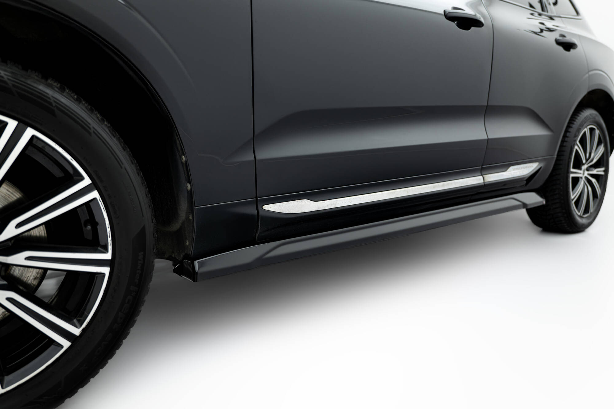 Zijskirts Volvo XC60 MK2 Maxton Glanzend zwart