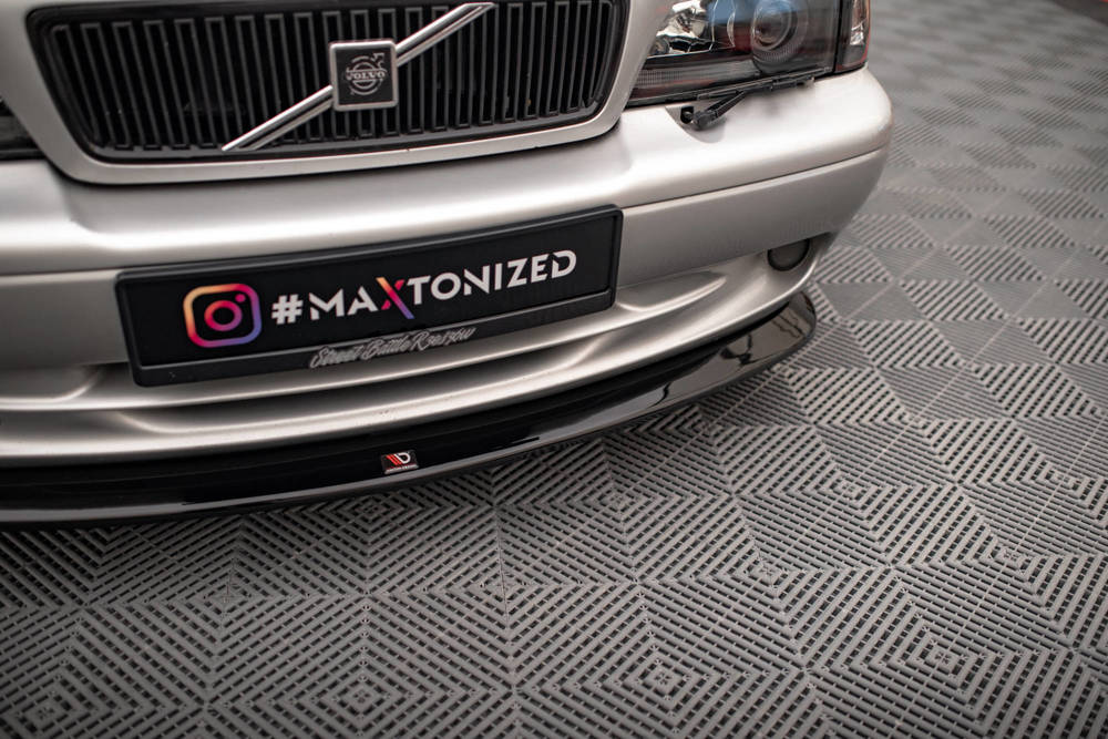 Voorspoiler V.1 Volvo C70 MK1 Maxton Glans Zwart