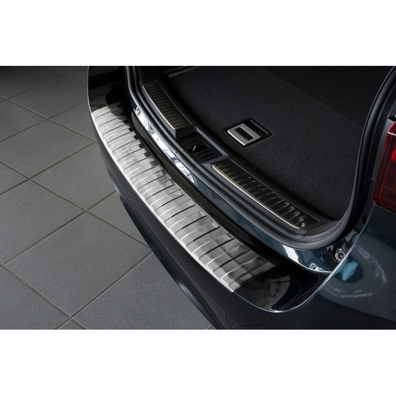 RVS Achterbumperprotector  Toyota Avensis III Wagon Facelift 2015- 'Ribs'