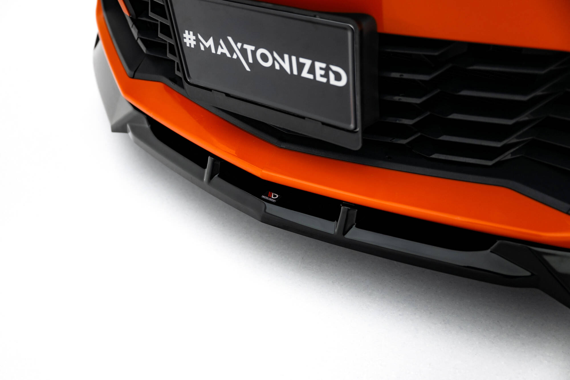 Bodykit V.2 Chevrolet Camaro SS MK6 Facelift Maxton Glanzend zwart