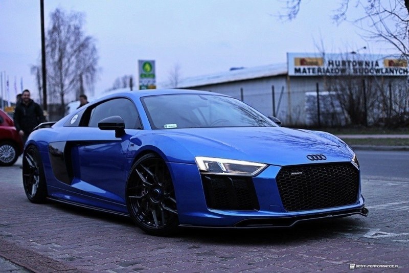 Voorspoiler V.2 Audi R8 MK2 15-19 Maxton Glans Zwart