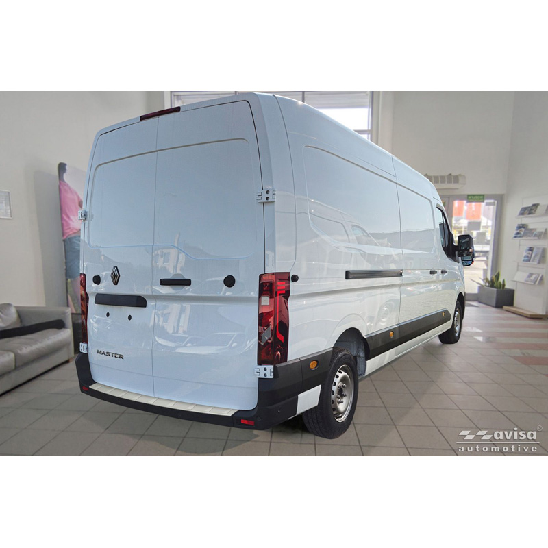 Avisa RVS gepoedercoate Achterbumperprotector  Renault Master IV 2024- ‘Soft Silver’