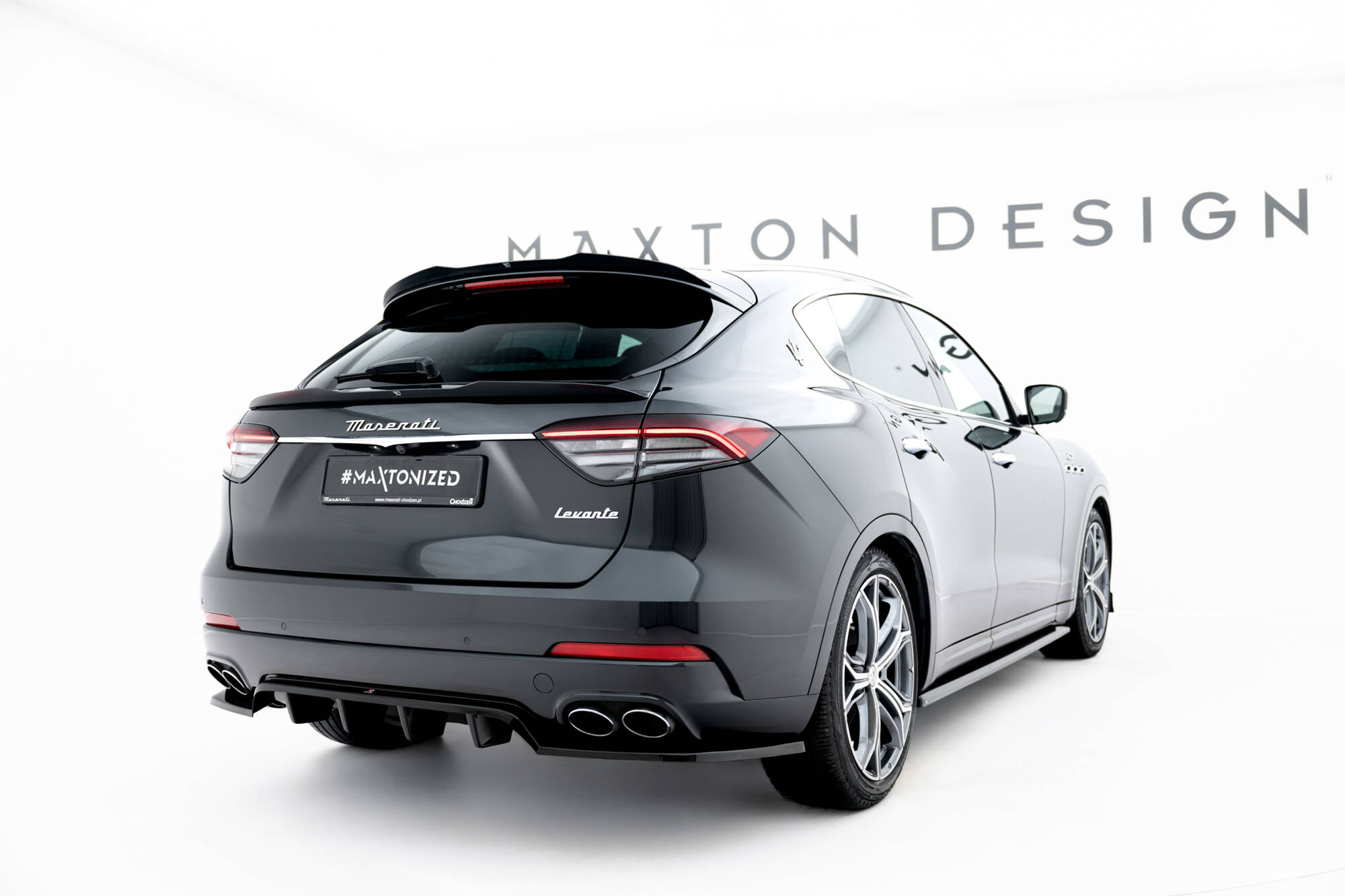 Achter Diffuser Maserati Levante GT MK1 Facelift maxton Glanzend zwart
