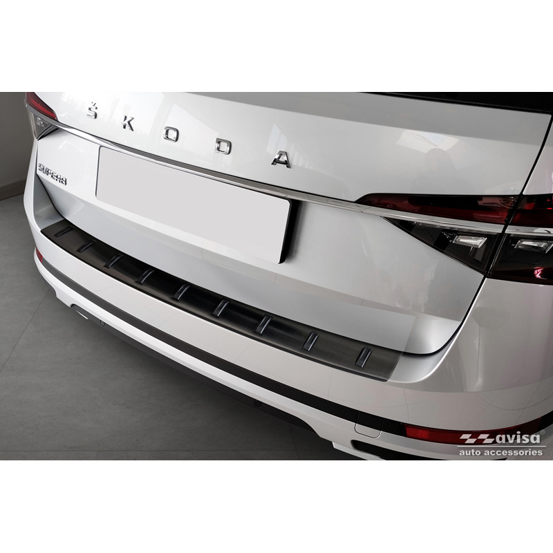 Zwart RVS Achterbumperprotector  Skoda Superb III Combi 2015-2023 incl. Scout 'STRONG EDITION'
