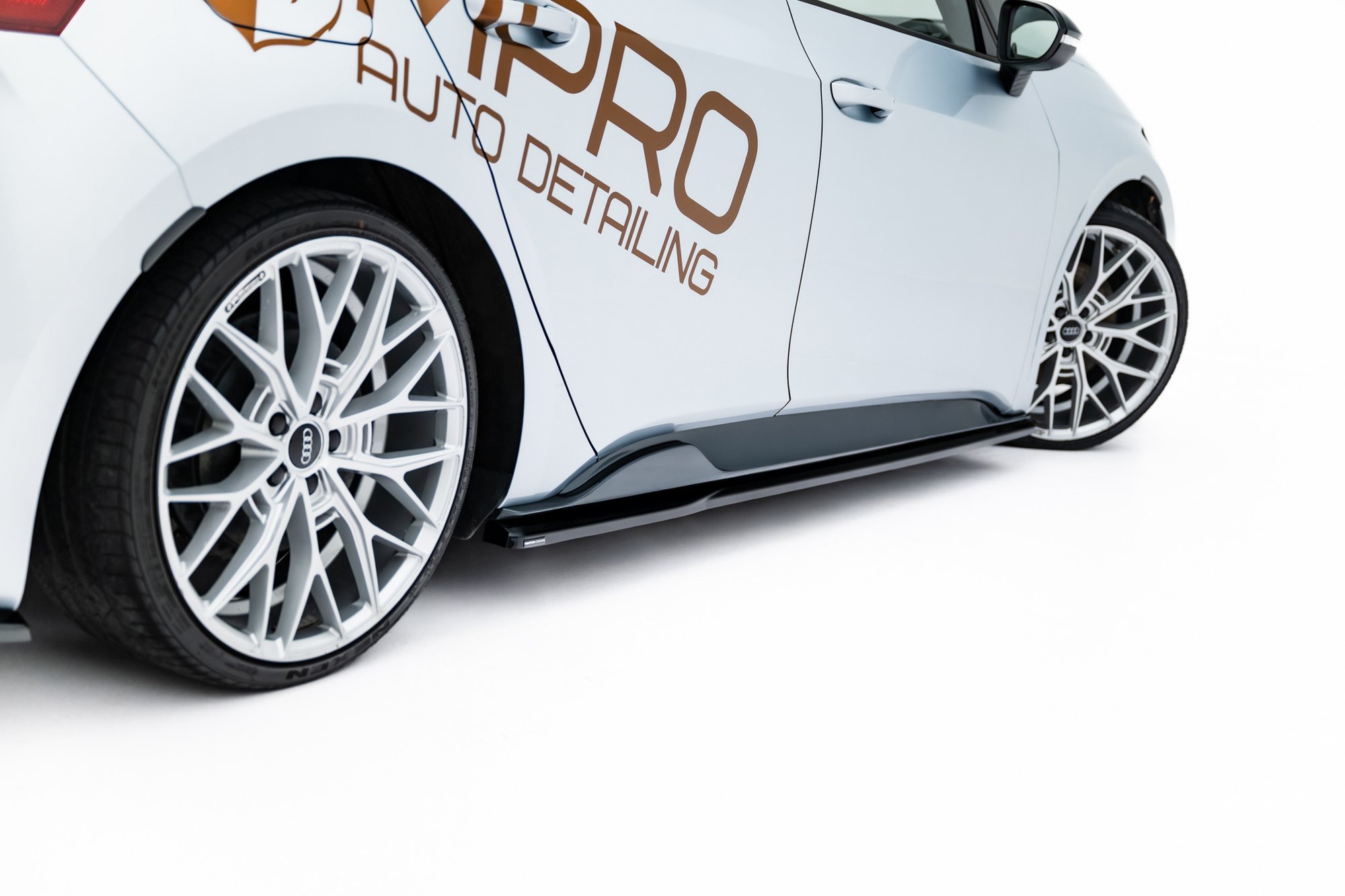 Bodykit Cupra Born Mk1 Maxton Design 2021 – Hede