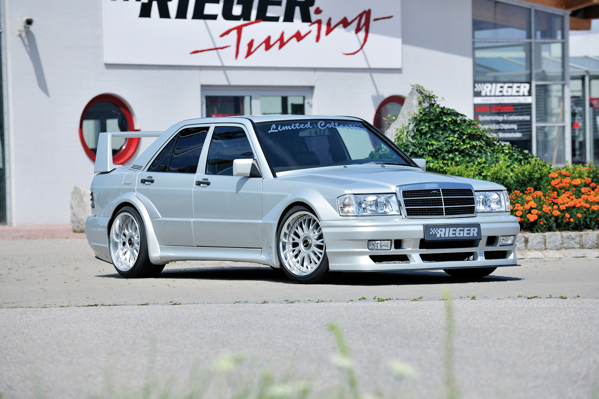 Zijskirts breedbouw ll Mercedes W201 Rieger (Polyester)