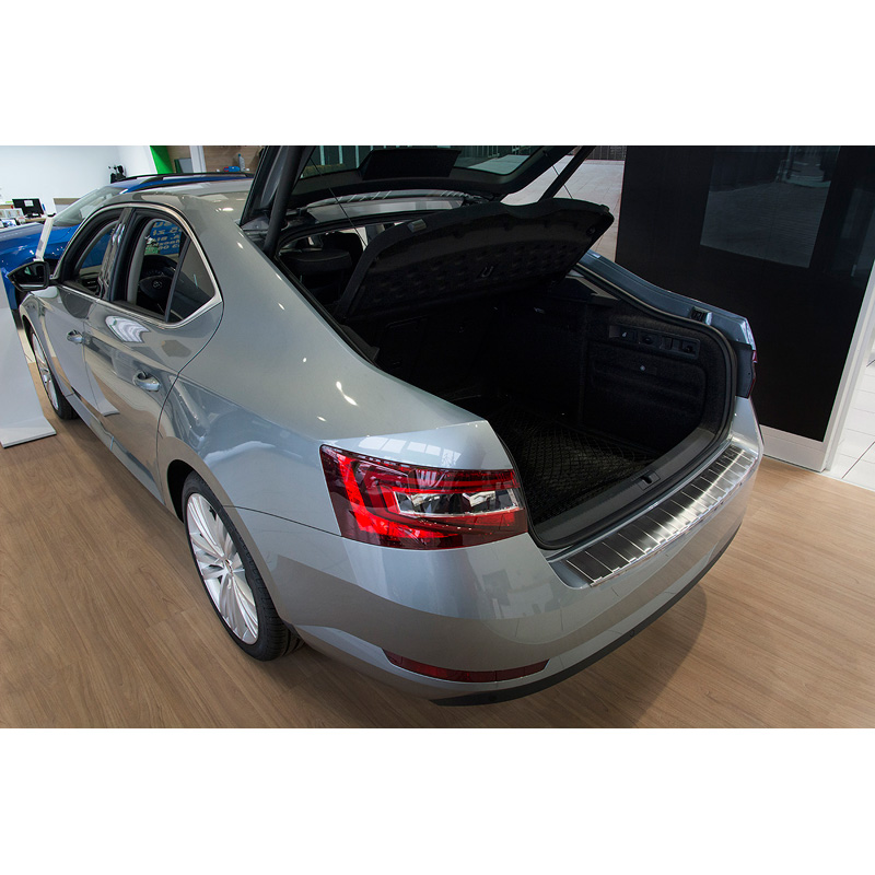 RVS Achterbumperprotector  Skoda Superb Liftback 2015-2019 & 2019- 'Ribs'