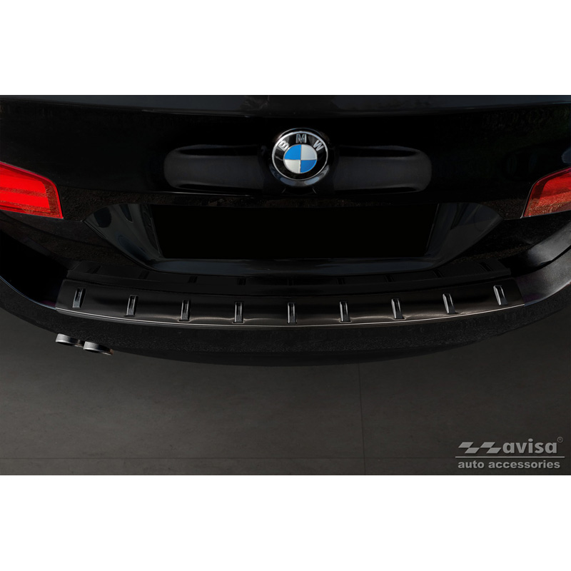 Zwart RVS Achterbumperprotector  BMW 5-Serie (F11) Touring 2011-2013 & Facelift 2013-2017 'STRONG EDITION'