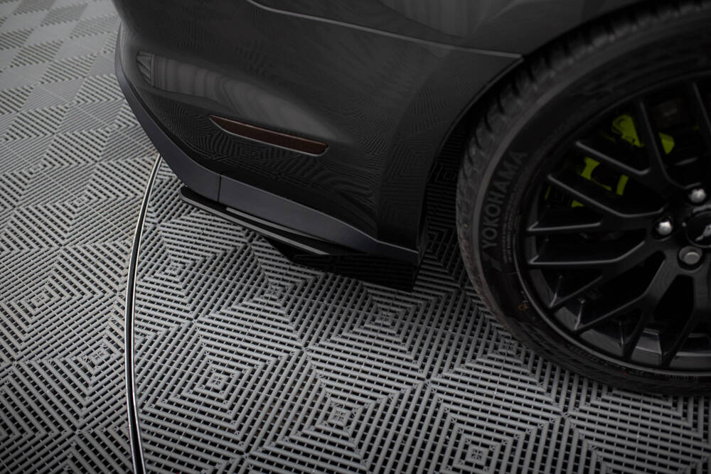 Achter Splitters Ford Mustang GT MK6 Zwart Street Pro + Flaps