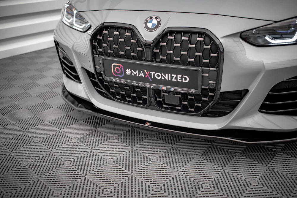 Voorspoiler V.1 BMW 4 Serie & i4 Gran Coupe M Pakket G26 Maxton Glans Zwart