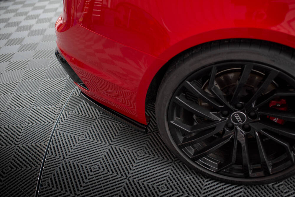 Zijdiffusers Audi RS4 B9 Avant Maxton Glanzend Zwart