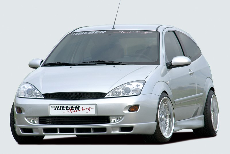 Voorspoiler Ford Focus -10.01 met 6 schachten Rieger