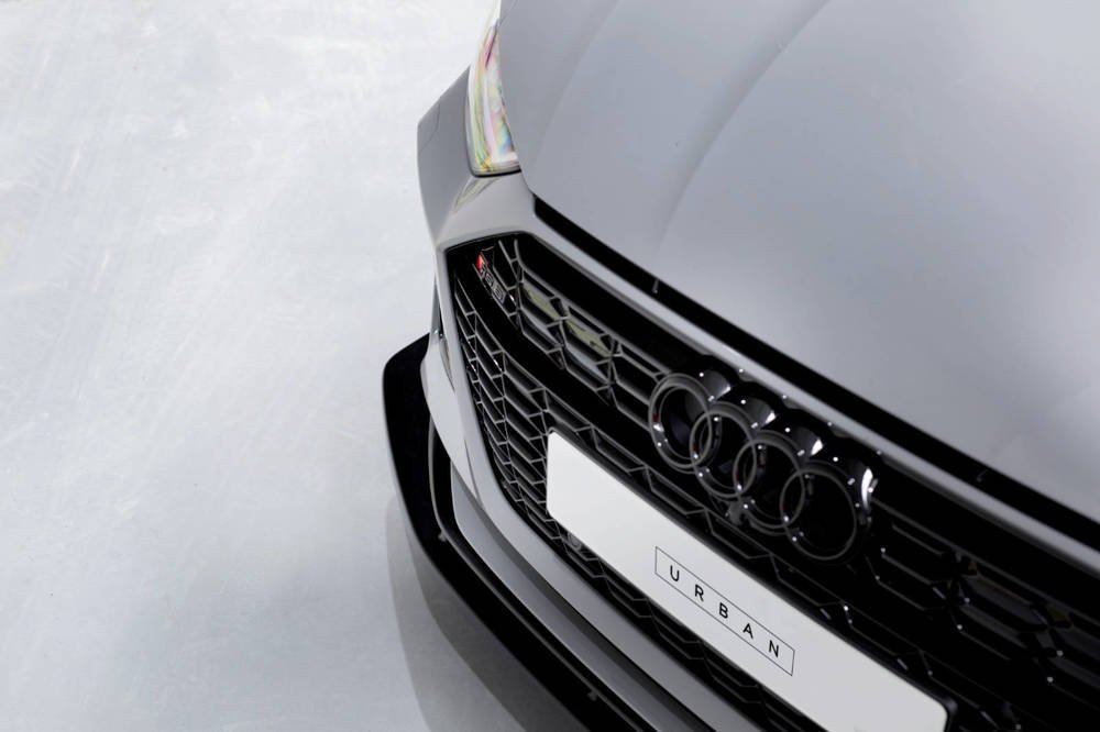 Voorspoiler V.2 Audi RS6 / RS7 C8 Maxton Glanzend Zwart