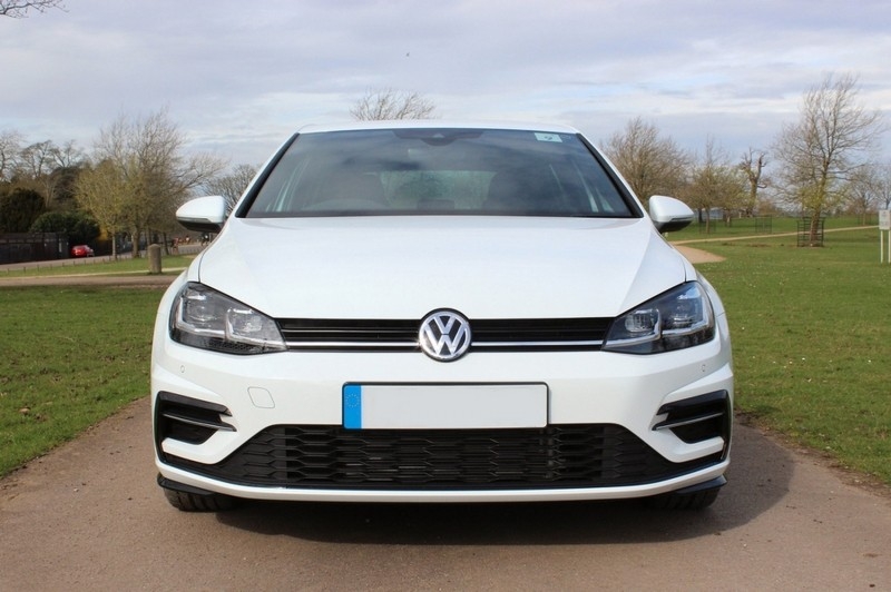 Voorbumper VW Golf 7.5 R-Line Look 17-19 PDC