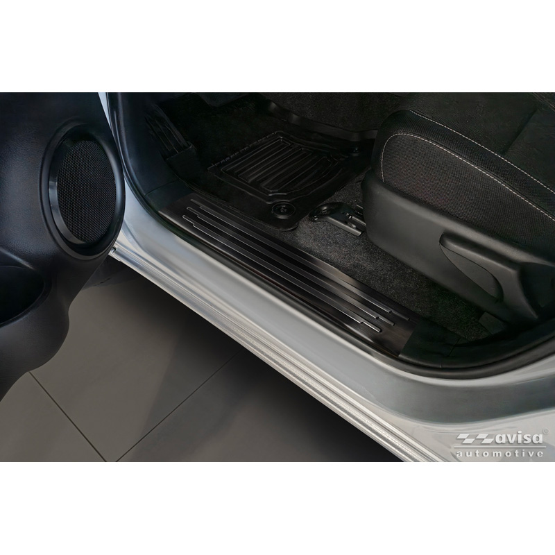 Avisa Zwart RVS Instaplijsten  Toyota Hilux VIII Facelift 2020- - 'Lines' - 4-delig