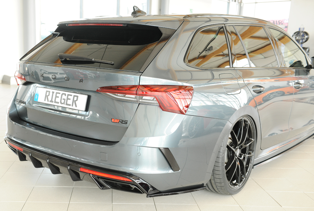 Diffuser Skoda Octavia RS (NX) Rieger Glans Zwart met Trekhaak