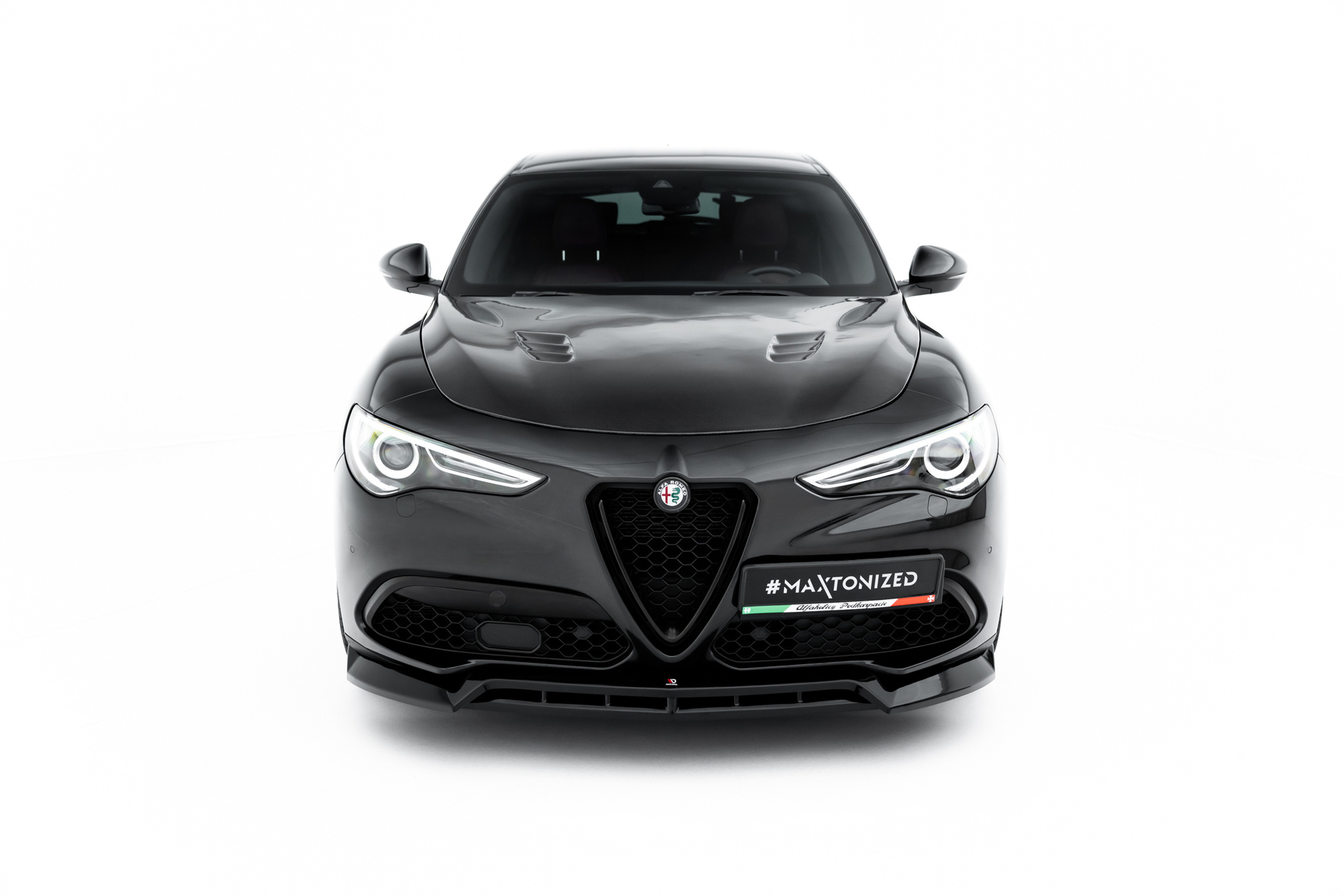 Bodykit Alfa Romeo Stelvio MK1 Maxton Glanzend zwart
