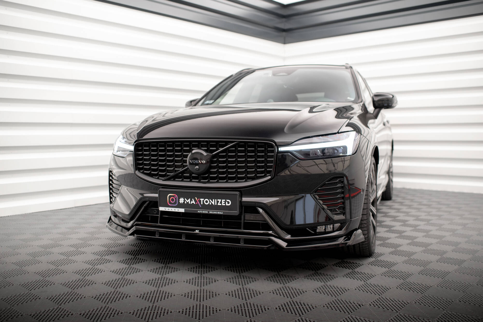 Bodykit – Volvo XC60 R-Design Mk2 Facelift (2021–heden)