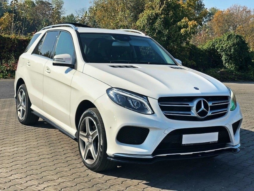 Zijskirts Mercedes GLE W166 AMG-Line Maxton Design glans zwart