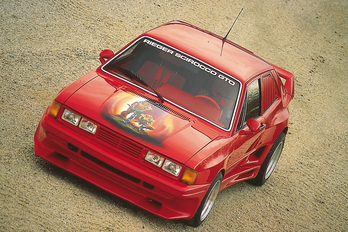 Voorbumper Breedversie l VW Golf II Polyester Rieger