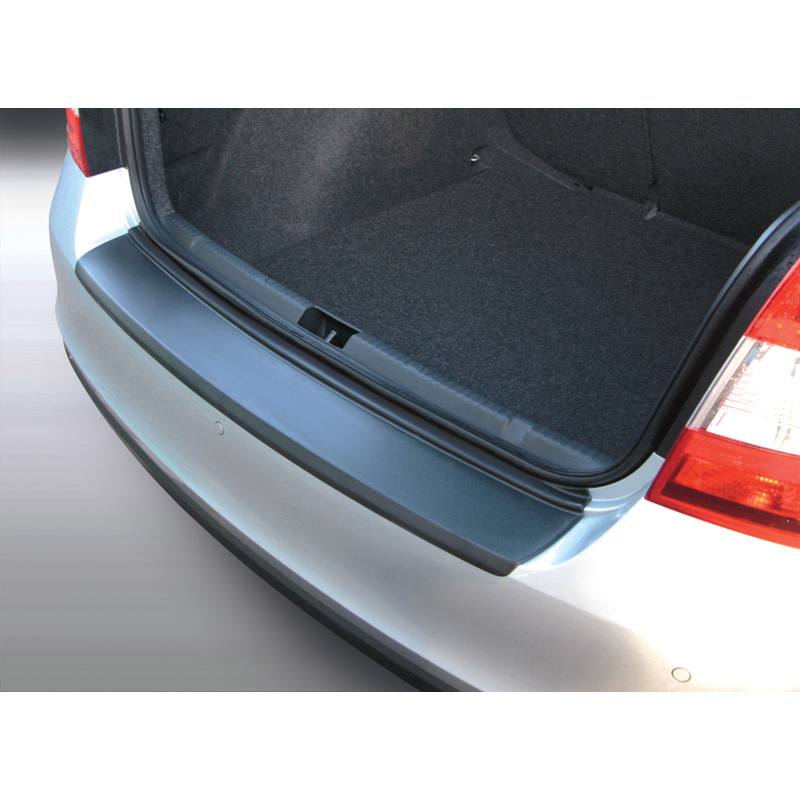 ABS Achterbumper beschermlijst  Skoda Rapid 4 deurs 2012- Zwart