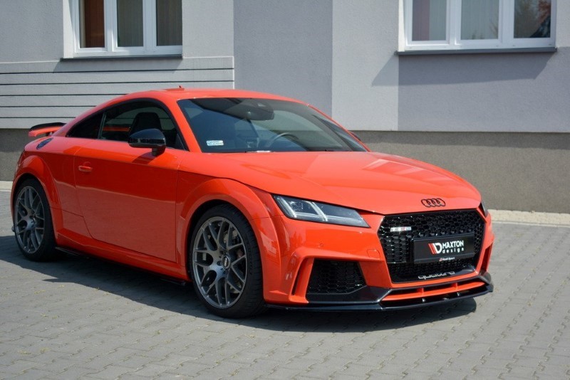 Voorspoiler V.2 Audi TT RS 8S Glanzend Zwart
