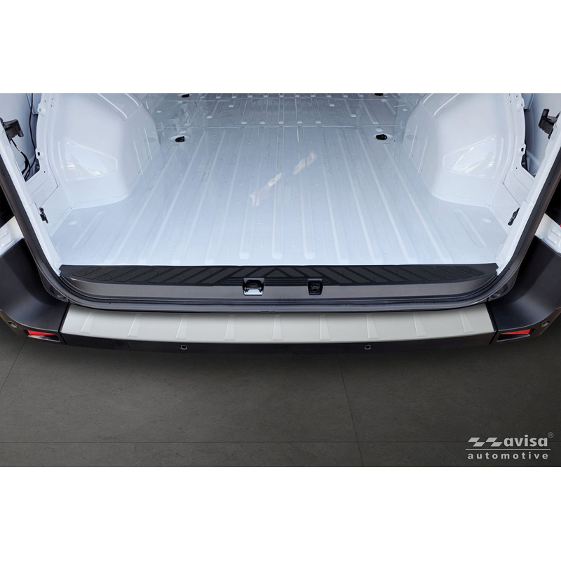 Avisa RVS gepoedercoate Achterbumperprotector  Renault Master IV 2024- ‘Soft Silver’
