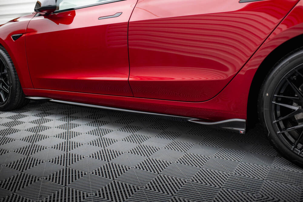 Zijskirts V.1 Tesla Model 3 Project Highland (Facelift)
